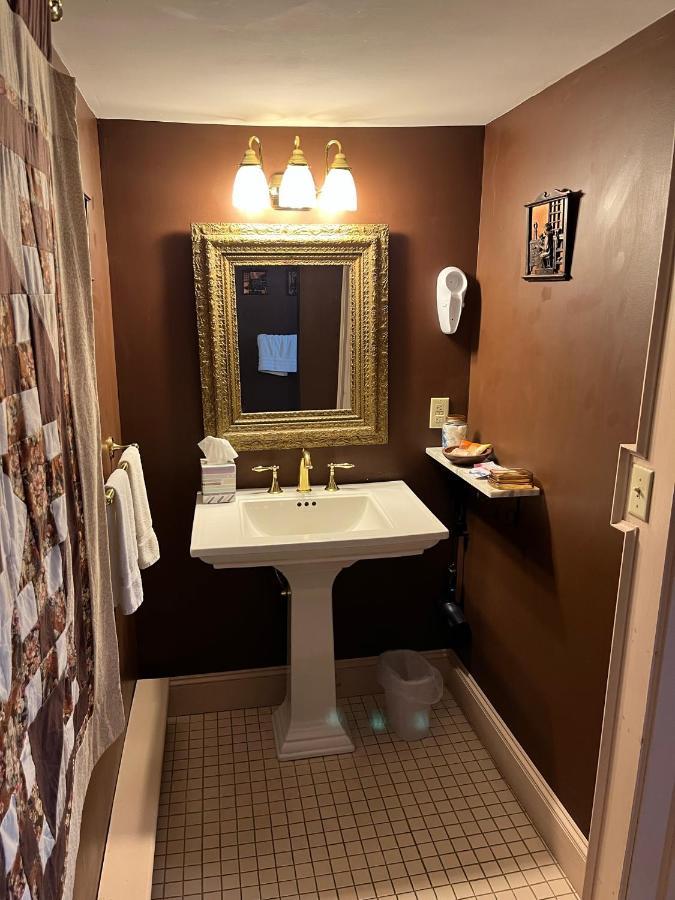 Chester Inn מראה חיצוני תמונה